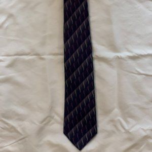 Men's Arrow Purple Print Necktie